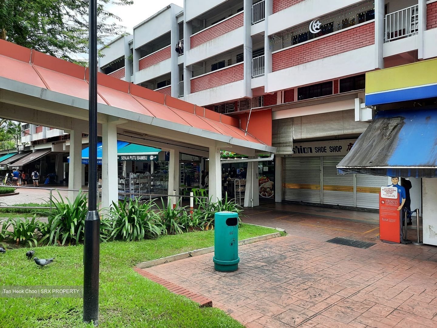 Changi Village Road (D17), Shop House #382615101